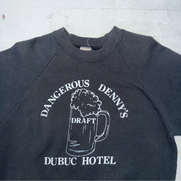 Vintage Fruit of the Loom Black Crewneck with Graphic Print 90s Made In USA - Picture 3 of 6